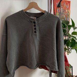 urban outfitters cropped sweater